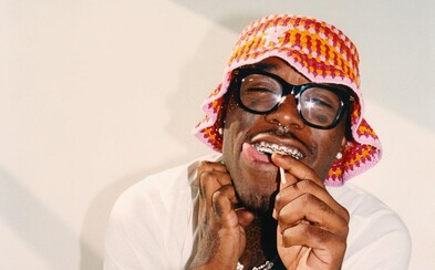 Lil Uzi, kopaná, Future a holky v přilnavých kraťasech, That's It! Video s sebou přináší i dlouho očekávanou desku Lil Uzi, kopaná, Future a holky v přilnavých kraťasech, That's It! Video s sebou přináší i dlouho očekávanou desku