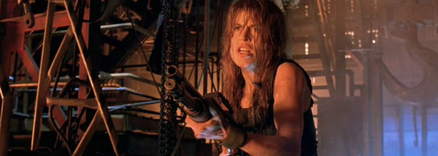 Linda Hamilton sa vracia ako Sarah Connor v Terminátor 6! James Cameron urobí všetko pre to, aby bola nová trilógia dychberúca