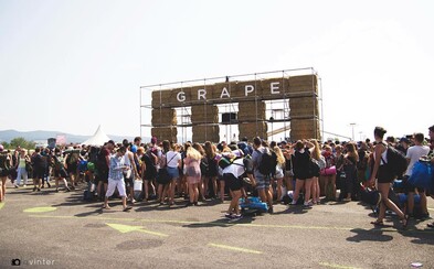 Lístky na Grape sú na oficiálnom webe vypredané. Posledných zopár kusov kúpiš v kamenných predajniach Lístky na Grape sú na oficiálnom webe vypredané. Posledných zopár kusov kúpiš v kamenných predajniach