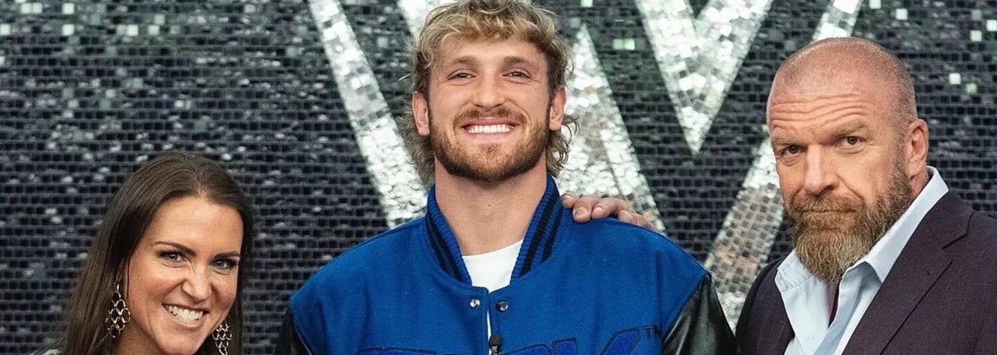 Logan Paul Has Officially Become A Wrestler. He Signed A Contract With The Biggest Organization In The World - WWE. 