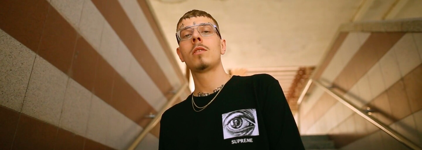 Logic a Fobia Kid rapujú prvú ligu do hudby od Conspiracy Flat. Prekvapivá spolupráca prichádza aj so sprievodným vizuálom