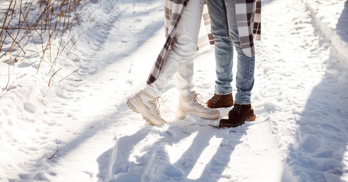Jak přežít zimu ve městě, aniž byste museli slevit ze stylu? Průvodce teplou obuví