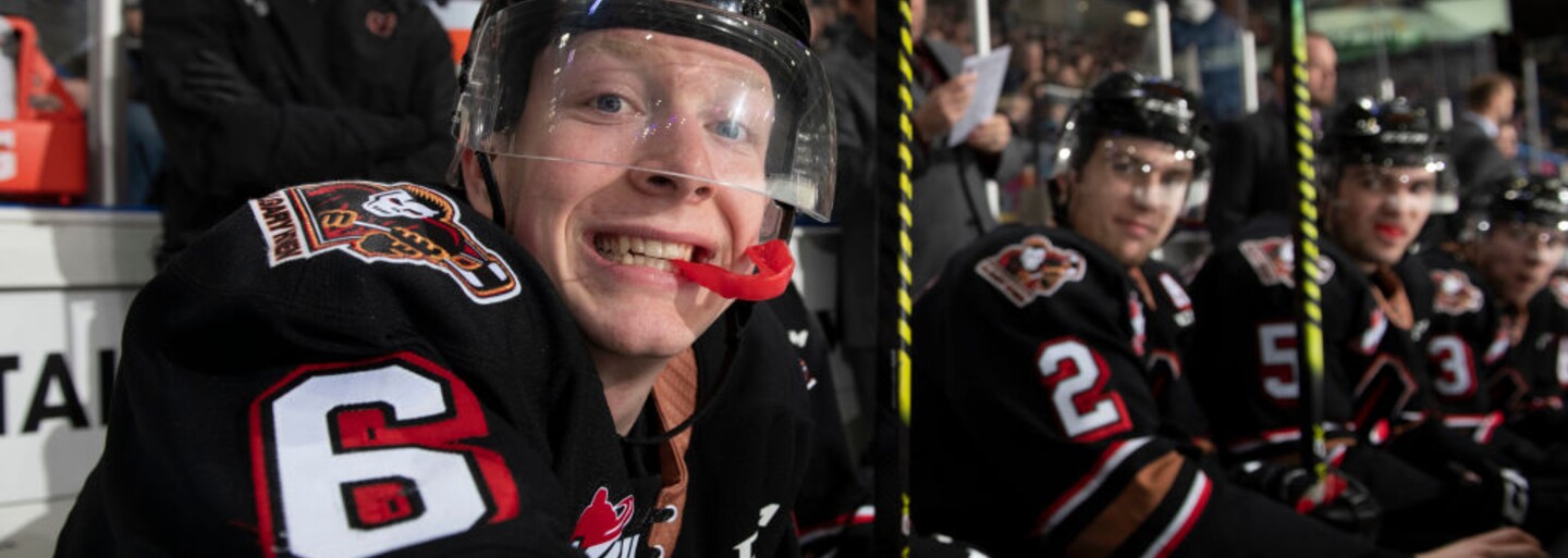Luke Prokop je prvým aktívnym hráčom NHL, ktorý sa priznal k homosexualite. Vraví, že homosexuáli sú v hokeji vítaní