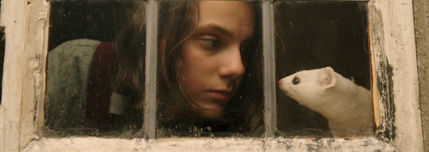 Má HBO v rukou nové Game of Thrones? His Dark Materials je fantasy seriál, kde jsou nejlepšími přáteli člověka daemoni