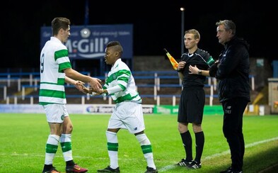 Má teprve 13 let, ale už si zahrál v zápase proti 20letým. Kader Dembele má obrovský potenciál Má teprve 13 let, ale už si zahrál v zápase proti 20letým. Kader Dembele má obrovský potenciál