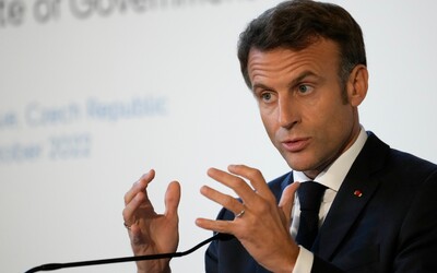 Macron vyhlásil, že Francúzsko neodpovie jadrovými zbraňami v prípade, že ich Rusko použije proti Ukrajine