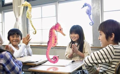 Magic Leap: Startup, do ktorého Google nalial viac ako 500 miliónov dolárov, sa pripomína demo videom. Má priniesť úplne nový level virtuálnej reality Magic Leap: Startup, do ktorého Google nalial viac ako 500 miliónov dolárov, sa pripomína demo videom. Má priniesť úplne nový level virtuálnej reality