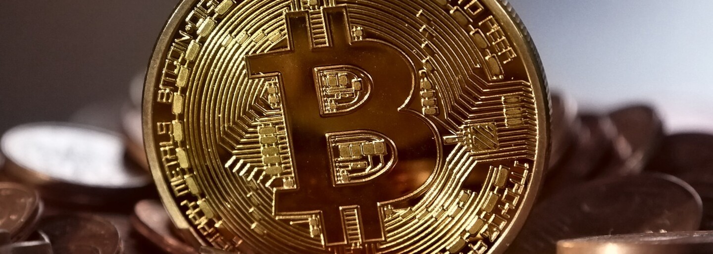 Majetok vymenil za bitcoiny a teraz čaká na správny okamih. Digitálna mena je podľa Holanďana budúcnosť