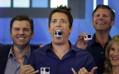 Majiteľ firmy GoPro zaplatil kamarátovi 200 miliónov eur kvôli sľubu, ktorý mu dal na univerzite Majiteľ firmy GoPro zaplatil kamarátovi 200 miliónov eur kvôli sľubu, ktorý mu dal na univerzite