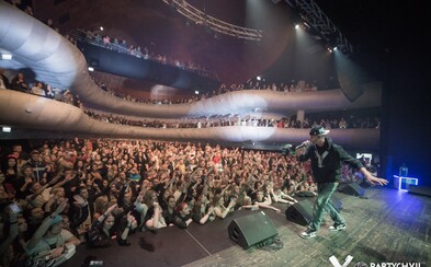 Majk Spirit búra kluby novým albumom Y na aktuálne prebiehajúcej Black Tour Majk Spirit búra kluby novým albumom Y na aktuálne prebiehajúcej Black Tour