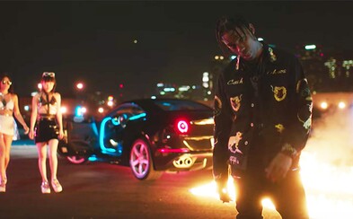 Major Lazer a Travis Scott sa vybrali na cestu nocou plnú striptérok vo videoklipe Night Riders Major Lazer a Travis Scott sa vybrali na cestu nocou plnú striptérok vo videoklipe Night Riders