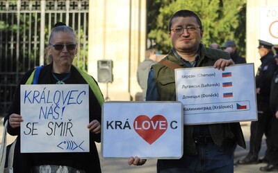 Make Královec Czech Again! Demonstranti před ruskou ambasádou hlasovali o anexi Kaliningradu