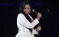 Mala som tri mŕtvice a infarkt, ostávalo mi len pár minút života, prezradila speváčka Demi Lovato v novom dokumente