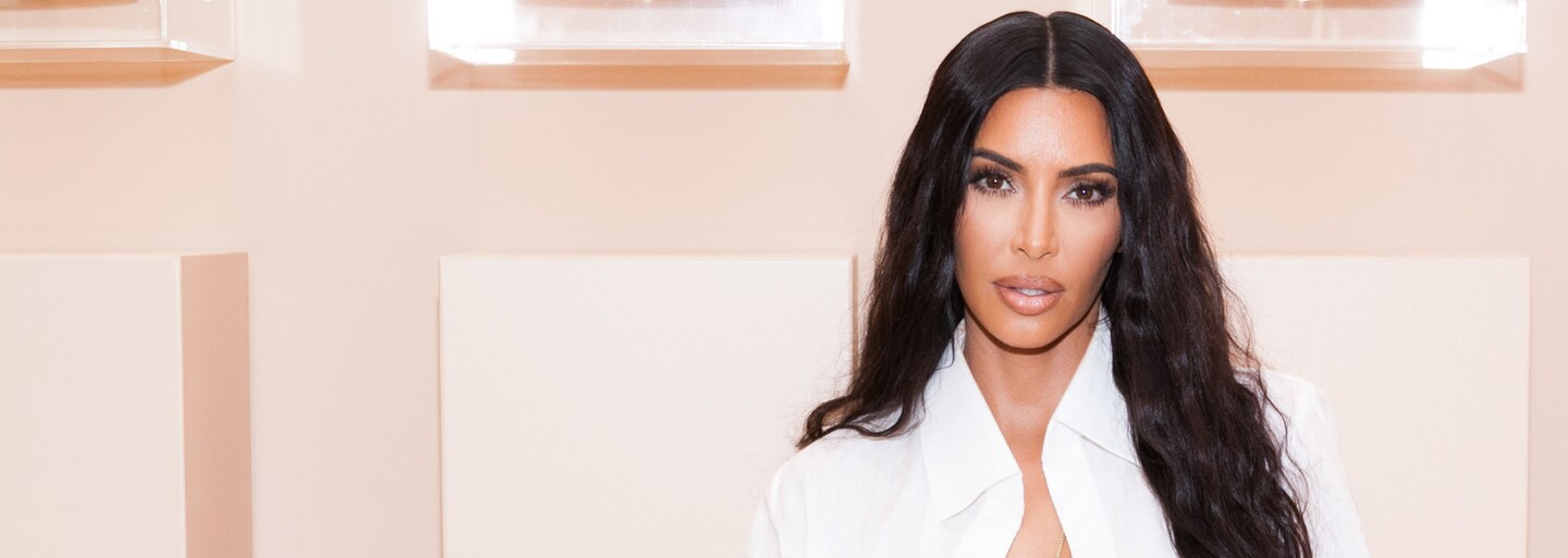 Manažerku Kim Kardashian našli zavražděnou v kufru jejího auta