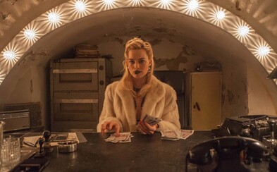 Margot Robbie sa ocitá v bizarnom svete plnom nájomných vrahov a temných spiknutí. Neo-noirový thriller sľubuje vizuálne silný zážitok Margot Robbie sa ocitá v bizarnom svete plnom nájomných vrahov a temných spiknutí. Neo-noirový thriller sľubuje vizuálne silný zážitok