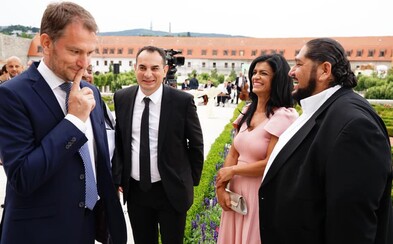 Matovič chce naprávať vzťahy medzi Slovákmi a Rómami. V minulosti ich označoval za príživníkov Matovič chce naprávať vzťahy medzi Slovákmi a Rómami. V minulosti ich označoval za príživníkov
