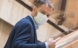 Matovič: Niektoré školy otvoríme už od pondelka. Premiér berie fungovanie školstva v pandémii do vlastných rúk