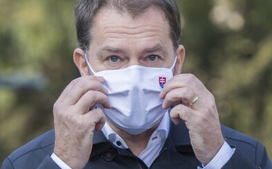 Matovič sa potľapkal po pleci za plošné testovanie, počet infekčných sa vraj znížil o 55%. Zabudol na lockdown? Matovič sa potľapkal po pleci za plošné testovanie, počet infekčných sa vraj znížil o 55%. Zabudol na lockdown?