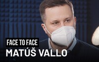 Matúš Vallo: Ak chcú Slováci žijúci v Bratislave kritizovať mesto, nech splnia jedinú vec (Videorozhovor)