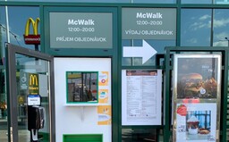 McDonald otvára popri McDrive aj McWalk. Pre jedlo si zájdeš aj pešo bez toho, aby si vošiel dnu
