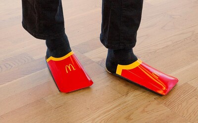 McDonald's vtipne paroduje obuv od Balenciaga