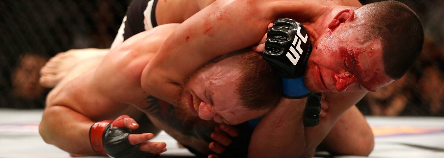 McGregor se dočkal přivítání ve welterové váze prohrou v druhém kole proti Diazovi