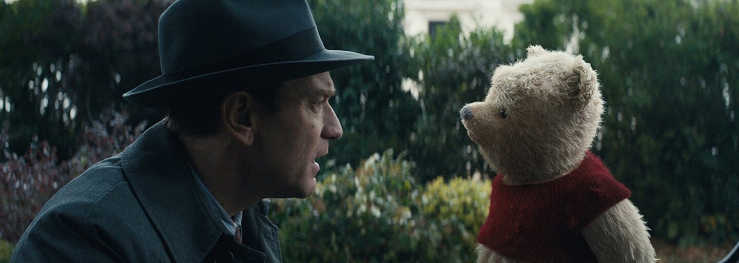 Medvedík Pú sa vracia, aby Ewanovi McGregorovi v čarovnej disneyovke Christopher Robin pripomenul jeho detstvo a silu priateľstva