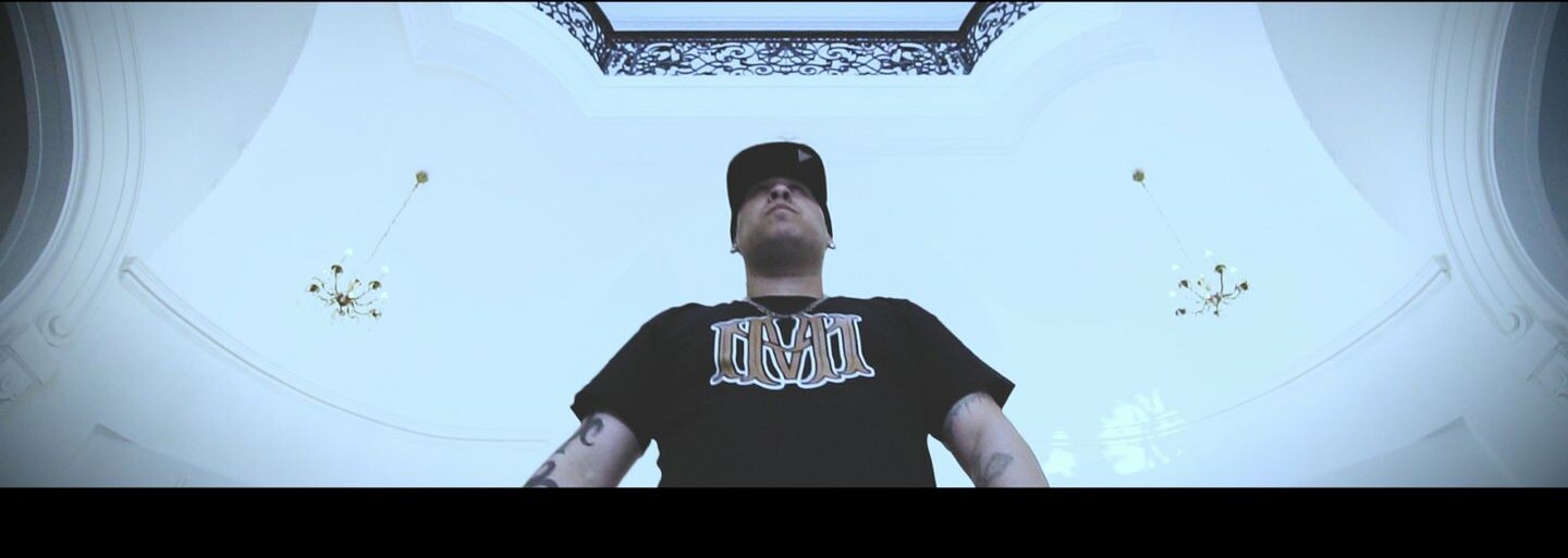 Mega M posiela 100 barov kvalitného rapu a začína pracovať na albume Rottweiler, ktorý vyjde ešte v tomto roku