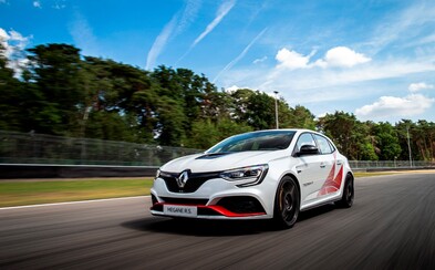 Mégane R.S. Trophy-R má za sebou ďalší rekord. Ešte viac však prekvapí svojou technikou Mégane R.S. Trophy-R má za sebou ďalší rekord. Ešte viac však prekvapí svojou technikou
