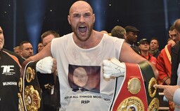 Megazápas jako Mayweather vs. McGregor: Tyson Fury souhlasí s bitvou proti hvězdě UFC