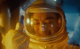 Melancholický Joji nás s sebou vzal na kolotoč nálad a pocitů. Vydává očekávané album Nectar (Recenze)