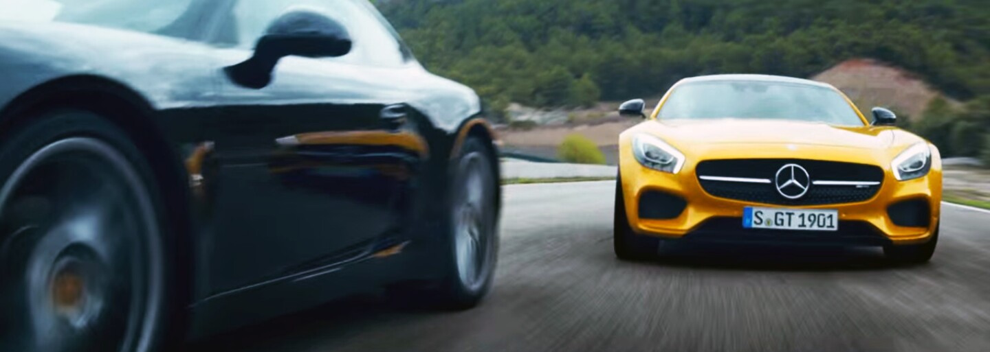 Mercedes útočí na Porsche a mění nejen dětské sny v reklamním spotu