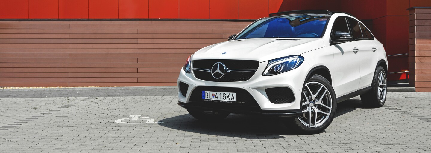 Mercedes-Benz GLE 350d Coupé: Stylovka, se kterou obdivu neuniknete (Test)