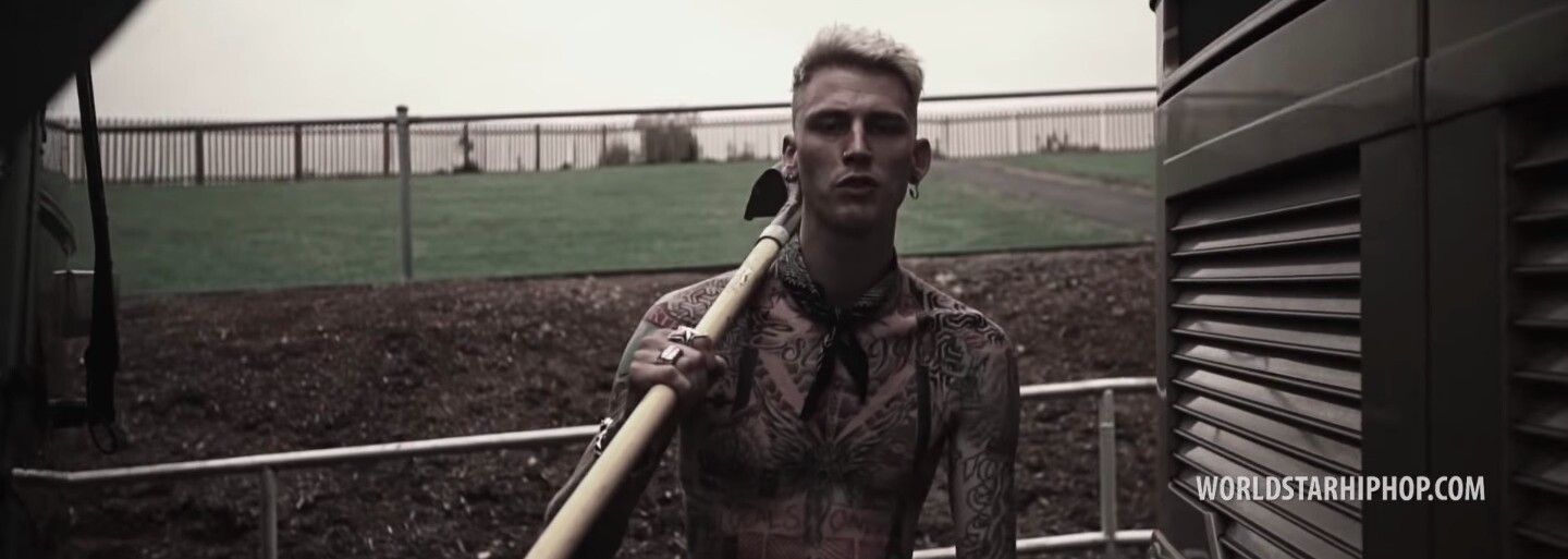 MGK tvrdí, že Eminemov diss Killshot je odpad. Odpovede sa dočkáme už v piatok