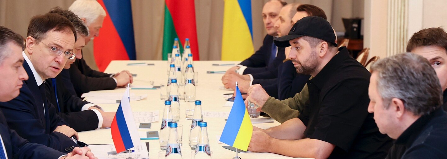 Mírové jednání Ukrajina –Rusko. Podmínkou Putina je prý uznání Krymu a demilitarizace Ukrajiny