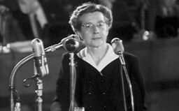 Miladu Horákovou mučilo gestapo, prošla si Terezínem a její statečnost jí nesebrala ani StB