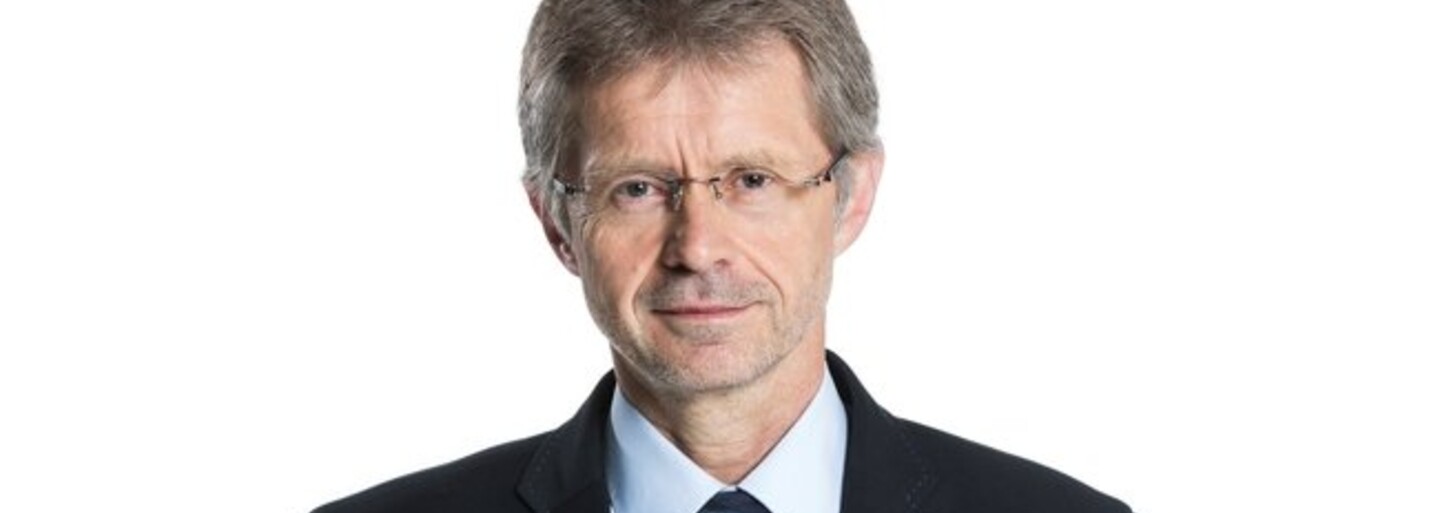 Miloš Vystrčil porazil obžalovanou Janu Nagyovou v 2. kole voleb do Senátu