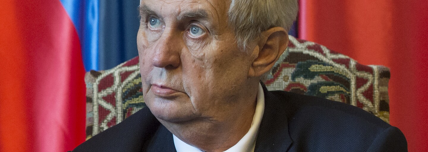 Miloš Zeman: Demonstranti se šibenicemi by měli jít do vězení