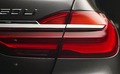 Mimoriadne očakávané nové BMW radu 7 sa pomaly odhaľuje. Premiéra sa odohrá 10. júna Mimoriadne očakávané nové BMW radu 7 sa pomaly odhaľuje. Premiéra sa odohrá 10. júna