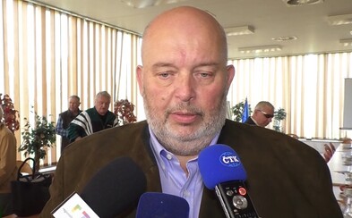 Ministr zemědělství Miroslav Toman má koronavirus, před pár dny navštívil Zemana Ministr zemědělství Miroslav Toman má koronavirus, před pár dny navštívil Zemana