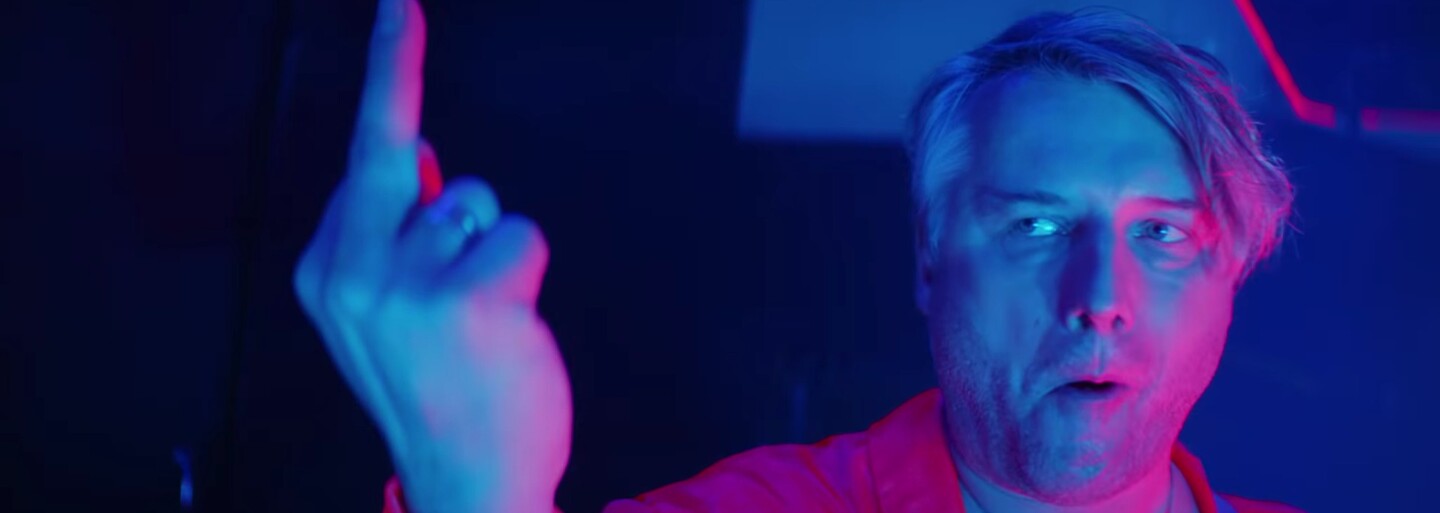 Monkey Business mají v novém klipu Bena Cristovaa, Ewu Farnou, Vaša Patejdla a další. Nové album vyjde v říjnu