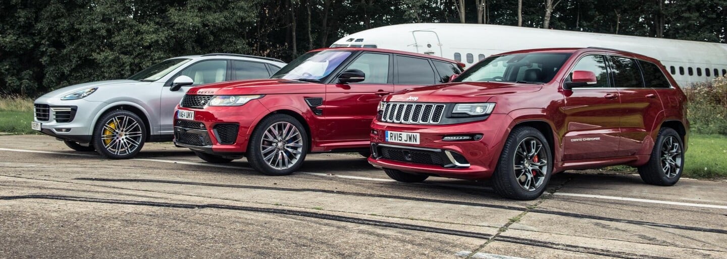 Monstrózní vozy SUV v podobě nejsilnějšího Cayenne, Range Roveru a Grand Cherokee si změřily síly ve sprintu