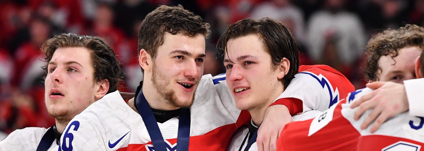 MS hokej U20: Češi vezou domů stříbro, s Kanadou padli v prodloužení