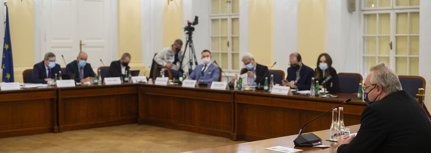 Museli vysvetľovať, prečo nechali Trnku aj Kováčika rozložiť prokuratúru: 7 najdôležitejších momentov vypočutia kandidátov na GP