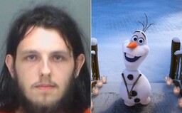 Muž vešel do obchodu a začal kopulovat s plyšovým Olafem z pohádky Frozen