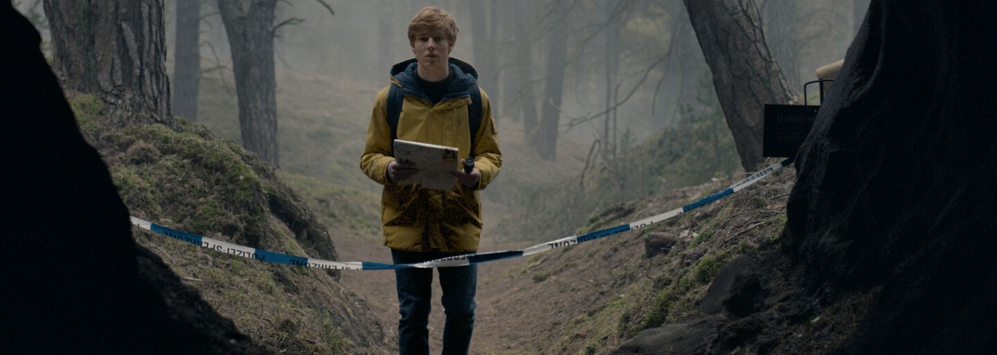 Mysteriózna novinka od Netflixu vo vás so svojím pochmúrnym trailerom zanechá pocity napätia. Prvá časť temného seriálu príde už o mesiac!