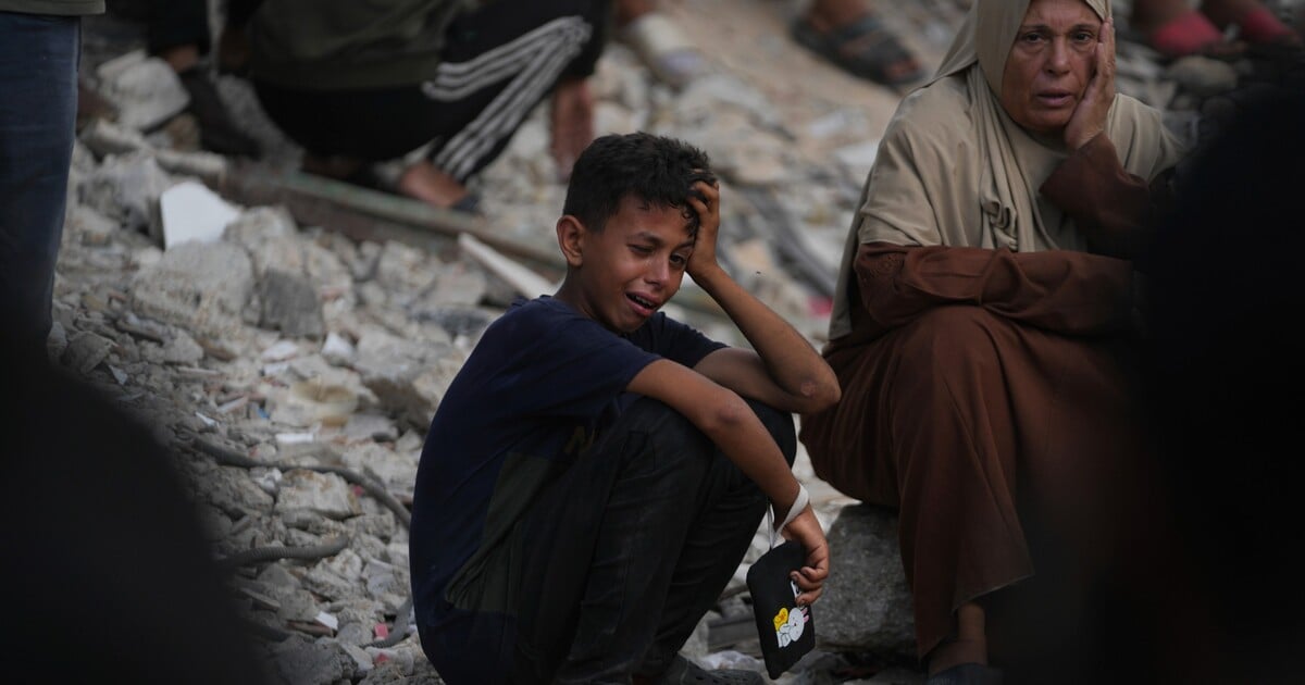 Izraelští vojáci stříleli na civilisty čekající na pomoc, tvrdí palestinští lékaři. Zemřelo 16 lidí