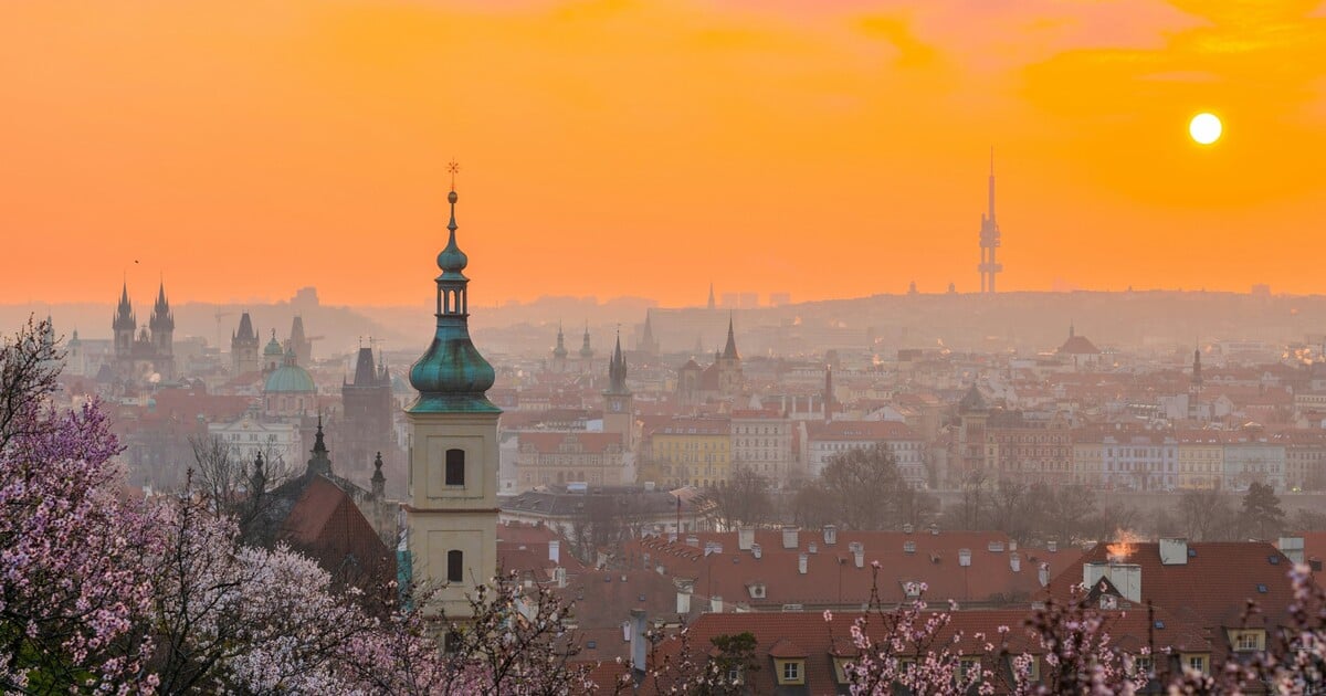 ŽEBŘÍČEK: Praha jako magnet pro zamilované! V novém žebříčku nejromantičtějších měst přeběhla Řím i Barcelonu