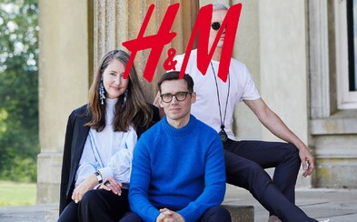 Na každoroční designérskou spolupráci si H&M tentokrát zavolalo londýnského návrháře, kterým je Erdem Moralioglu Na každoroční designérskou spolupráci si H&M tentokrát zavolalo londýnského návrháře, kterým je Erdem Moralioglu