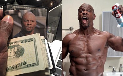 Na kreditce chtěla mít Terryho z reklamy na Old Spice, ale banka jí to nedovolila. Hvězdný herec proto musel zakročit sám Na kreditce chtěla mít Terryho z reklamy na Old Spice, ale banka jí to nedovolila. Hvězdný herec proto musel zakročit sám
